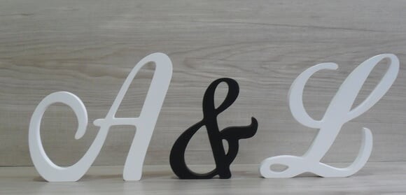 Iniciais com & - Modelo Cursivo - 15 cm