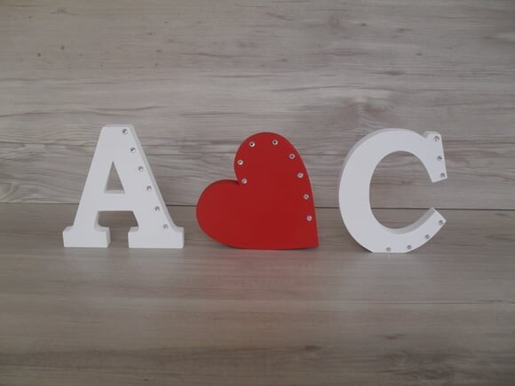 Iniciais com Coração com Strass 12 cm