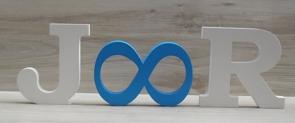 Iniciais com simbolo Infinito - 10 cm