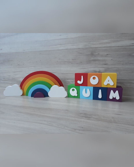 Kit Arco Íris + Nuvens + Nome Cubos 6x6x6 cm 7 Letras - mdf