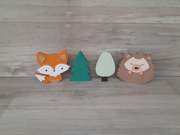 Kit Decoração Escandinava - Porco Espinho + Raposa + Árvores