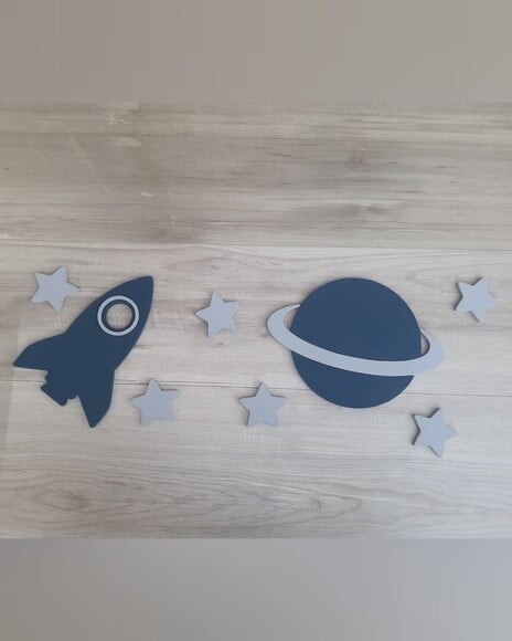 Kit Espacial de Parede em mdf - Foguete + Planeta + Estrelas