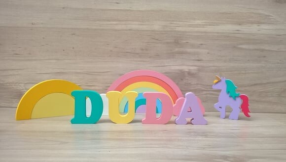 Kit Festa Arco Íris + Nome - decoração infantil em mdf