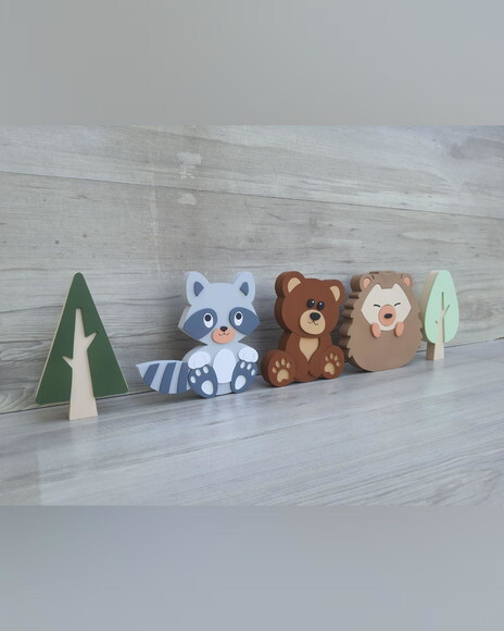 Kit Guaxinim, Porco Espinho, Ursinho e Árvores - 15 cm - mdf