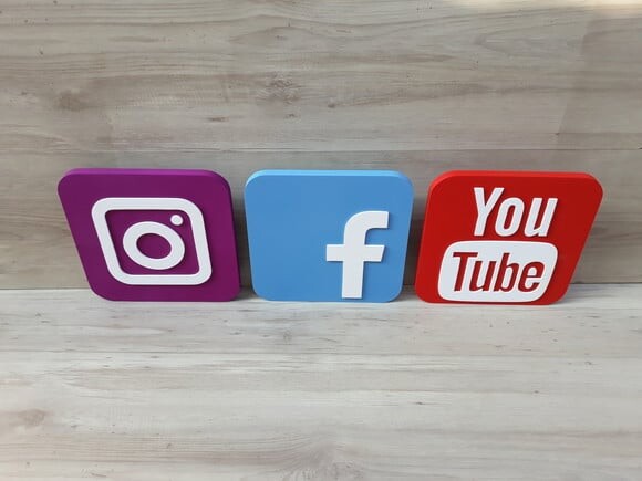 Kit Mídias Sociais - Peças de Mesa em mdf - 12 cm