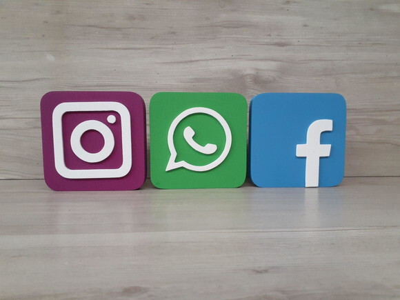 Kit Mídias Sociais - Peças de Mesa em mdf - 12 cm