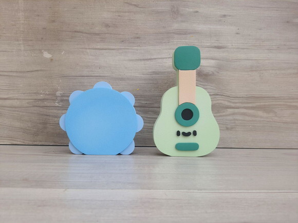 Kit Musical em mdf - Pandeiro e Violão