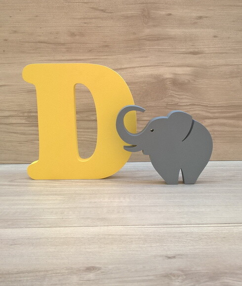 Letra em MDF - modelo CB - 15 cm + Elefante 10 cm