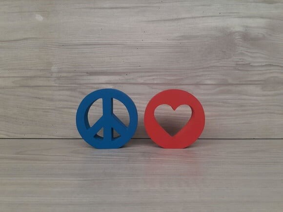 Miniatura Simbolos Paz e Amor