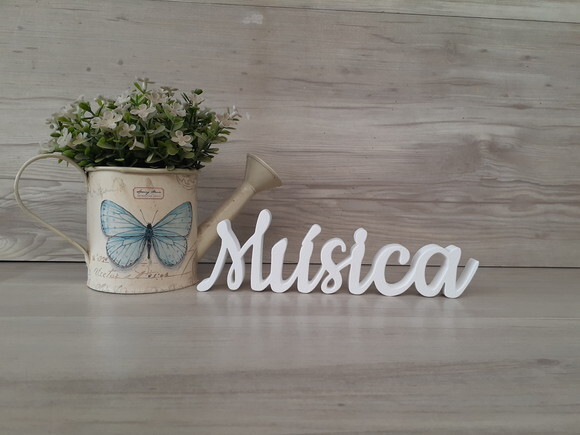 Música - Palavra de mesa em MDF - Tamanho P