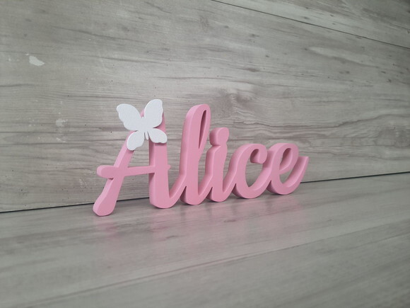 Nome de Mesa em mdf - Linha Ck - Alice + Borboleta- 10 cm