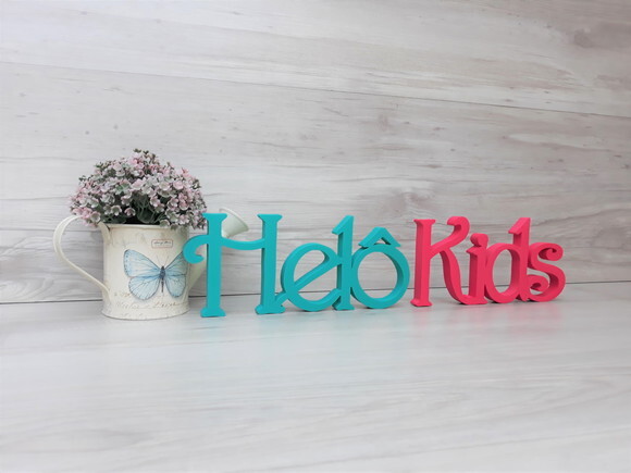 Nome de mesa em MDF - Linha CH - Helô Kids 10 cm