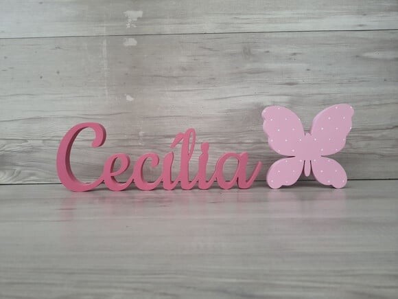 Nome de Mesa em mdf - Linha Ck - Cecília 10 cm + Borboleta