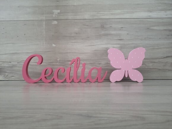 Nome de Mesa em mdf - Linha Ck - Cecília 10 cm + Borboleta
