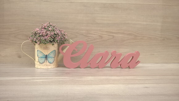 Nome de mesa em MDF - Linha Clássicos - Clara 10 cm