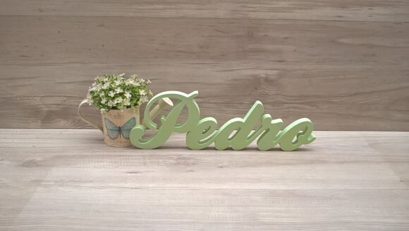 Nome de mesa em MDF - Linha Clássicos - Pedro 10 cm