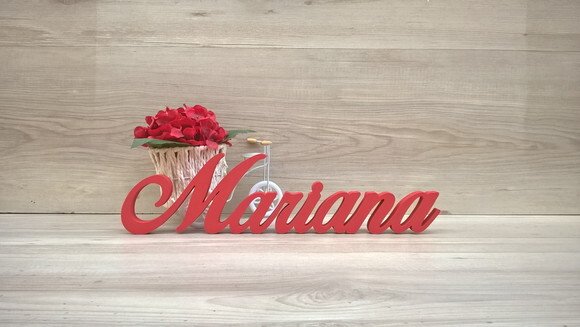 Nome de Mesa em mdf - Linha Clássicos Bop - Mariana 10 cm
