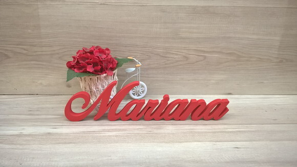 Nome de Mesa em mdf - Linha Clássicos Bop - Mariana 10 cm