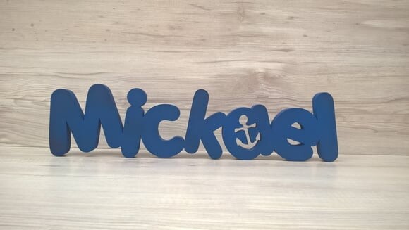 Nome de mesa em MDF - Mod PK Vazado Âncora - Mickael 10 cm