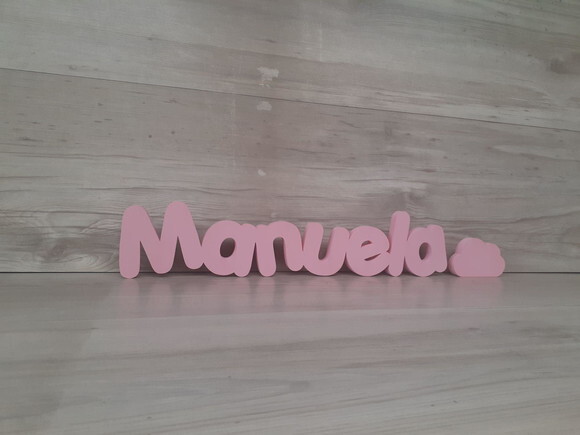Nome de Mesa em mdf - Mod Pk Padrão + Nuvem Manuela 10cm