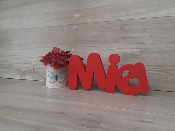 Nome de Mesa em mdf - Mod Pk Vazado Cereja - Mia - 13 cm