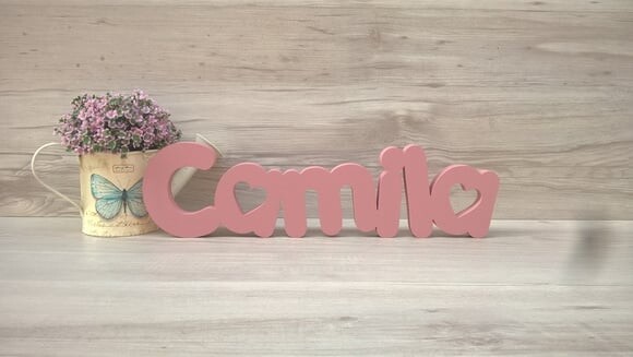 Nome de mesa em MDF - Mod PK Vazado Coração - Camila 10 cm