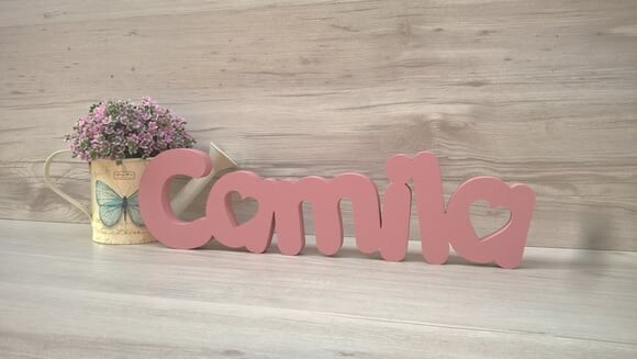 Nome de mesa em MDF - Mod PK Vazado Coração - Camila 10 cm