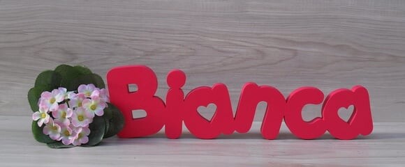 Nome de mesa em MDF - Mod PK Vazado Coração - Bianca 10 cm