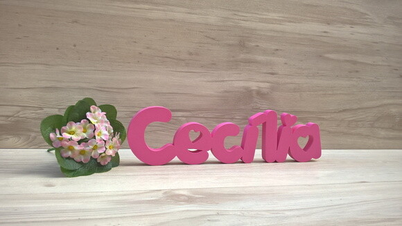 Nome de mesa em MDF - Mod PK Vazado Coração - Cecília 10 cm