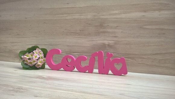 Nome de mesa em MDF - Mod PK Vazado Coração - Cecília 10 cm