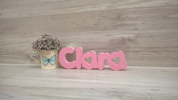 Nome de mesa em MDF - Mod PK Vazado Coração - Clara 10 cm