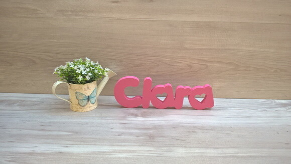 Nome de mesa em MDF - Mod PK Vazado Coração - Clara 10 cm