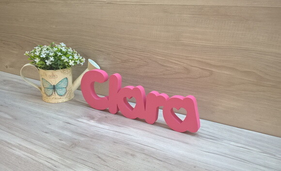 Nome de mesa em MDF - Mod PK Vazado Coração - Clara 10 cm