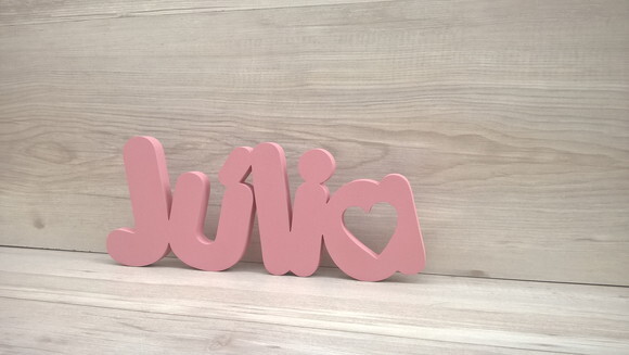 Nome de mesa em MDF - Mod PK Vazado Coração - Júlia 16 cm