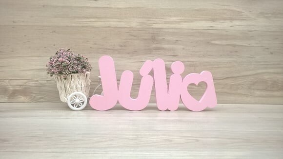 Nome de mesa em MDF - Mod PK Vazado Coração - Júlia 16 cm