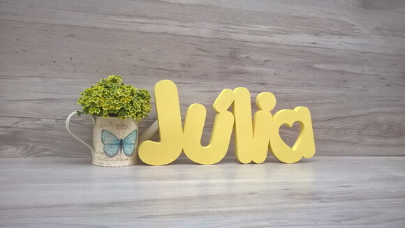 Nome de mesa em MDF - Mod PK Vazado Coração - Júlia 16 cm