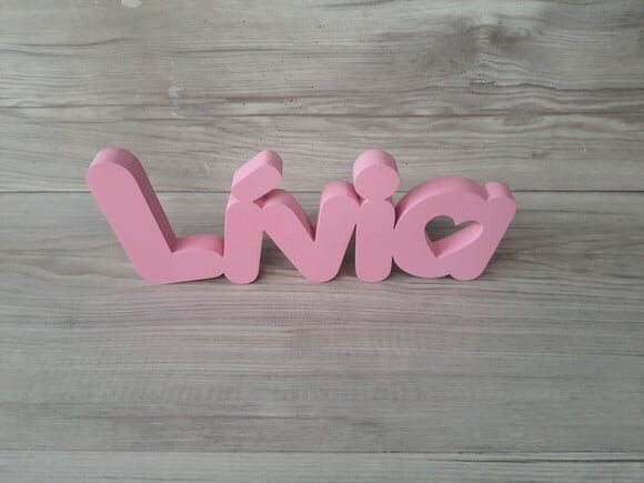 Nome de Mesa em mdf - Mod Pk Vazado Coração - Lívia 13 cm