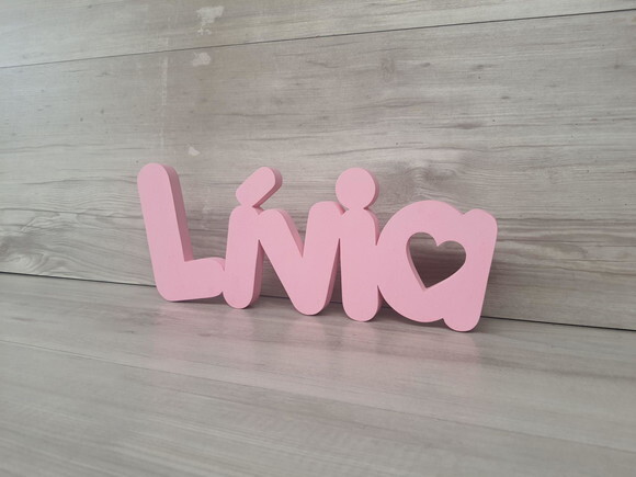 Nome de Mesa em mdf - Mod Pk Vazado Coração - Lívia 13 cm