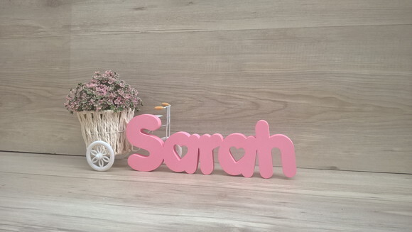 Nome De Mesa Em Mdf - Mod Pk Vazado Coração - Sarah 10 Cm