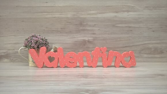 Nome de mesa em MDF - Mod PK Vazado Coração - Valentina 10cm