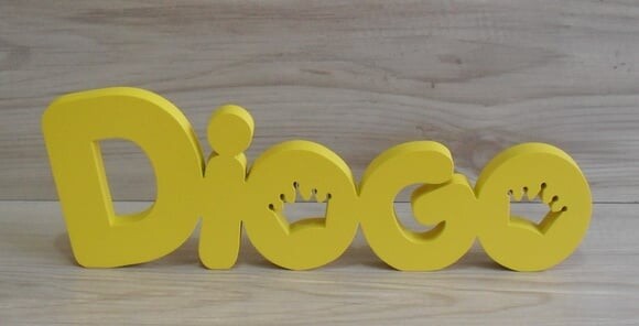 Nome de mesa em MDF - Mod PK Vazado Coroa - Diogo 10 cm