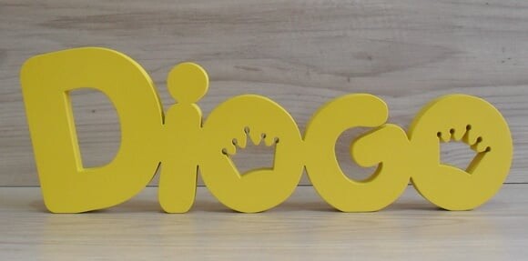 Nome de mesa em MDF - Mod PK Vazado Coroa - Diogo 10 cm