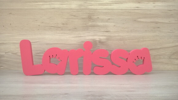 Nome de Mesa em mdf - Mod Pk Vazado Coroa - Larissa 13 cm