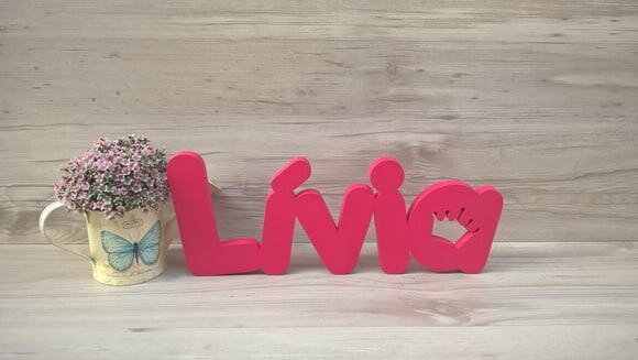 Nome de Mesa em mdf - Mod Pk Vazado Coroa - Lívia 13 cm