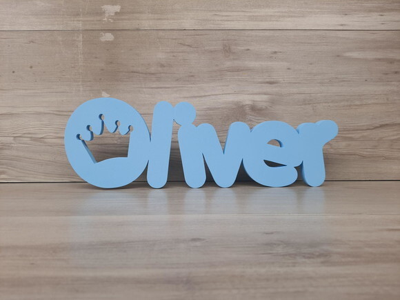 Nome de Mesa em mdf - Mod Pk Vazado Coroa - Oliver 13 cm