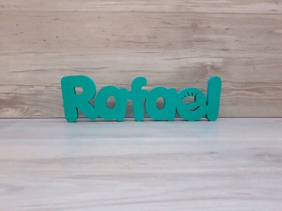 Nome de mesa em MDF - Mod PK Vazado Coroa - Rafael 10 cm