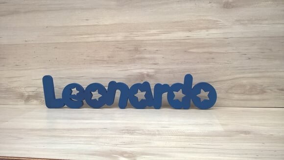 Nome de mesa em MDF - Mod PK Vazado Estrela - Leonardo 10 cm