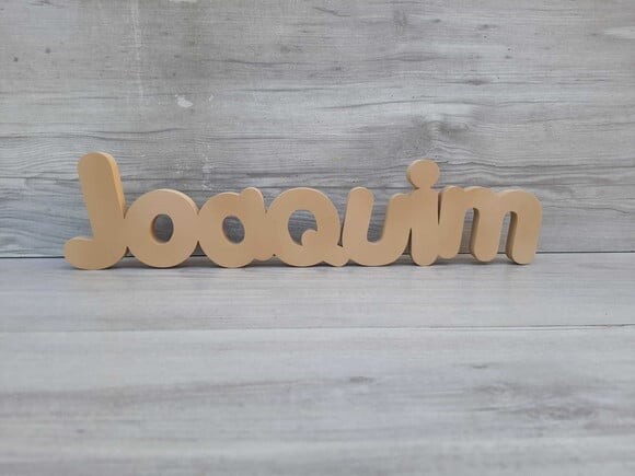 Nome de Mesa em mdf - Mod Pk Vazado Padrão - Joaquim 10 cm