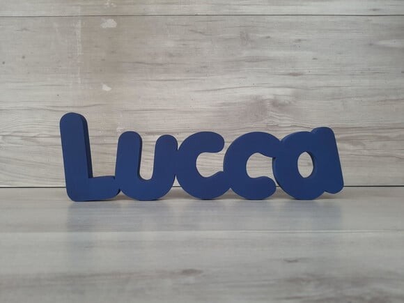 Nome de Mesa em mdf - Mod Pk Vazado Padrão - Lucca 10 cm