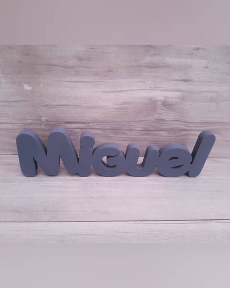 Nome de Mesa em mdf - Mod Pk Vazado Padrão - Miguel 10 cm